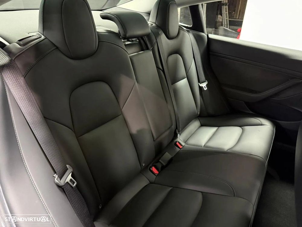 Tesla Model 3 Standard Range Plus RWD - 18