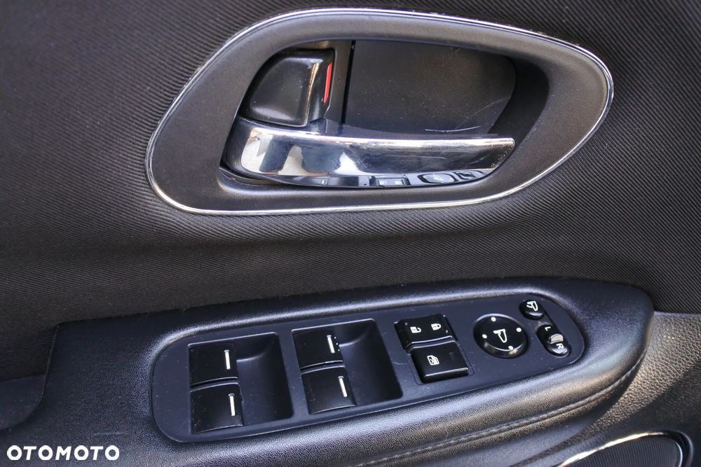 Honda HR-V 1.5 i-VTEC CVT Executive - 18