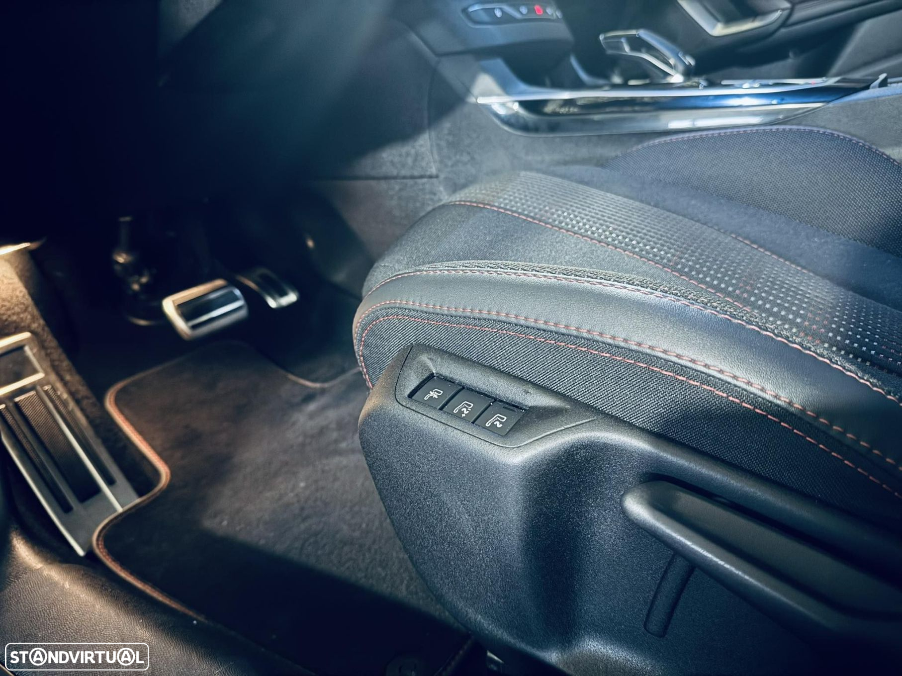 Peugeot 308 1.5 BlueHDi GT EAT8 - 42