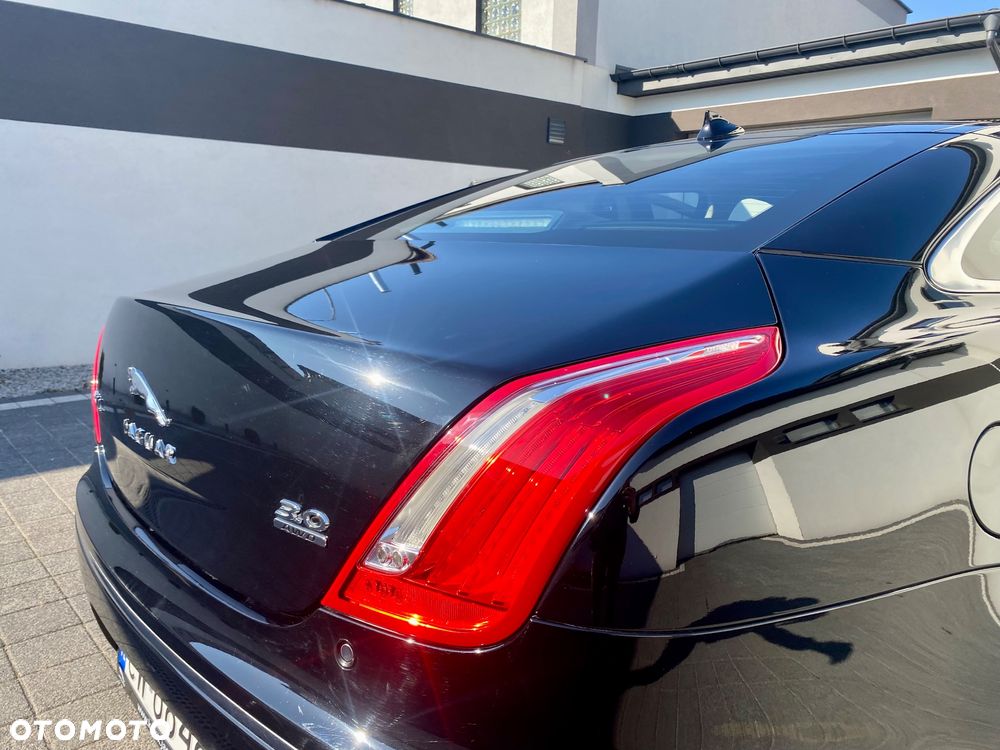 Jaguar XJ 3.0 T LWB AWD Portfolio - 16