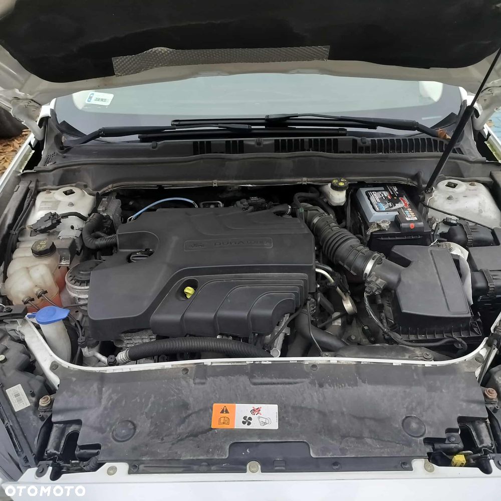 Ford Mondeo ver-2-0-tdci-titanium-powershift - 14