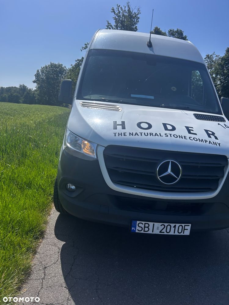 Mercedes-Benz Sprinter - 10