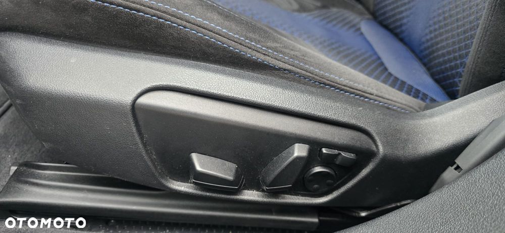 BMW Seria 1 120i Edition Colorvision - 29