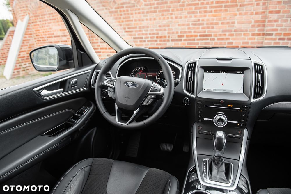 Ford S-Max 2.0 TDCi Titanium PowerShift - 31