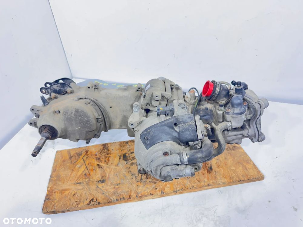 Silnik Piaggio Xevo 125 X-EVO 125  X8    14Dni GW - 6