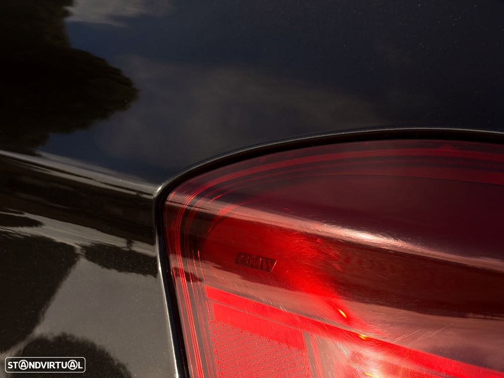 BMW 116 i Sport Line - 8