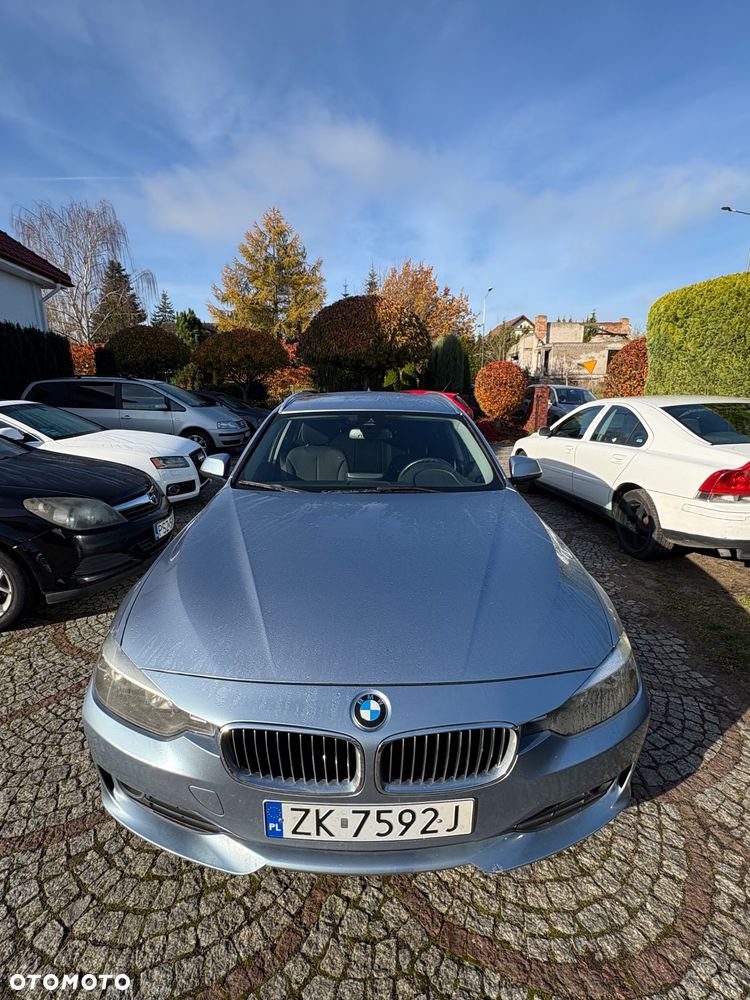 BMW Seria 3 316d Touring Advantage - 6