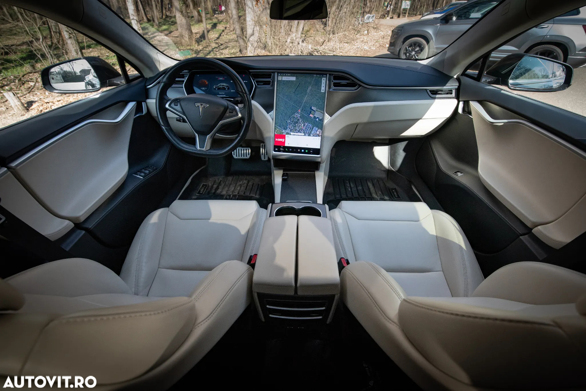 Tesla Model S Performance - 13