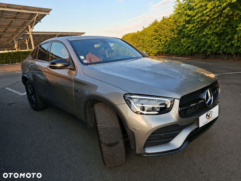 Mercedes-Benz GLC 300 de 4Matic 9G-TRONIC AMG Line Plus - 2