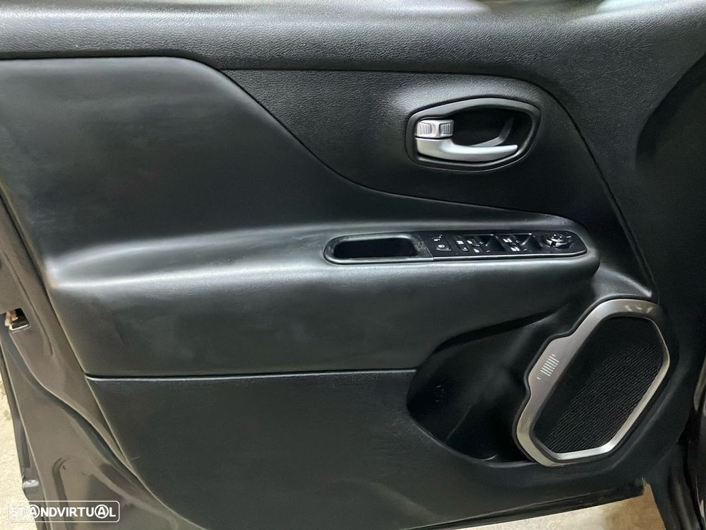 Jeep Renegade 1.0 T Longitude - 20