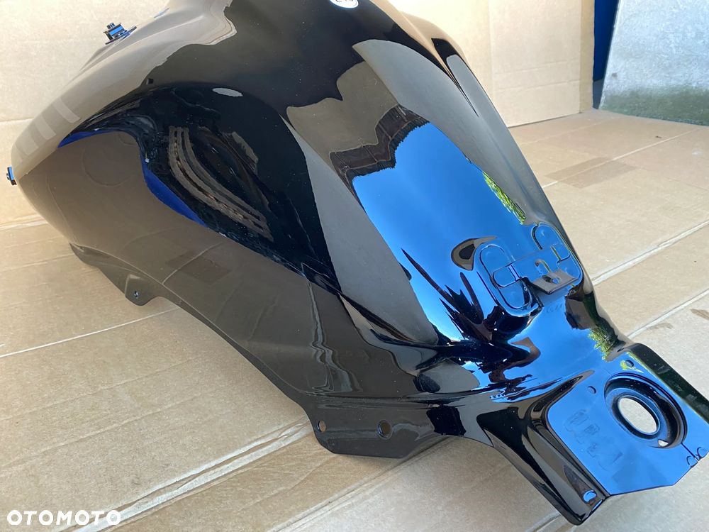 SUZUKI DL 650 V-STROM ZBIORNIK PALIWA BAK FUEL TANK ORYGINAŁ - 10
