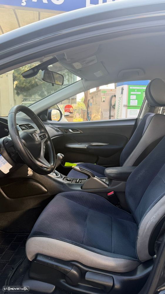 Honda Civic 1.8 Sport - 8