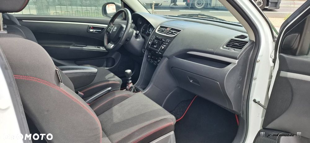 Suzuki Swift 1.6 Sport - 12