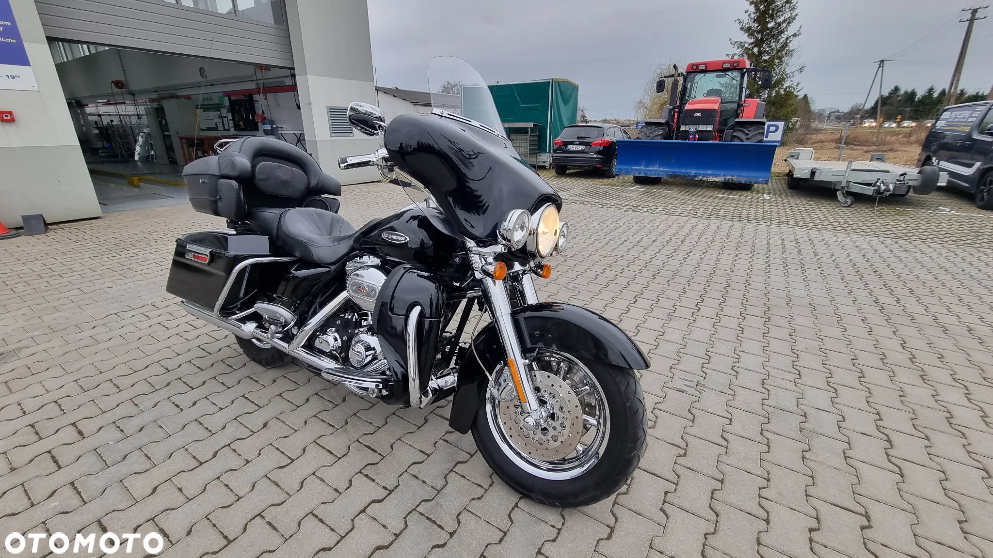 Harley-Davidson FLHTCU Ultra - 8
