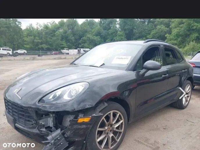 Porsche Macan S - 35