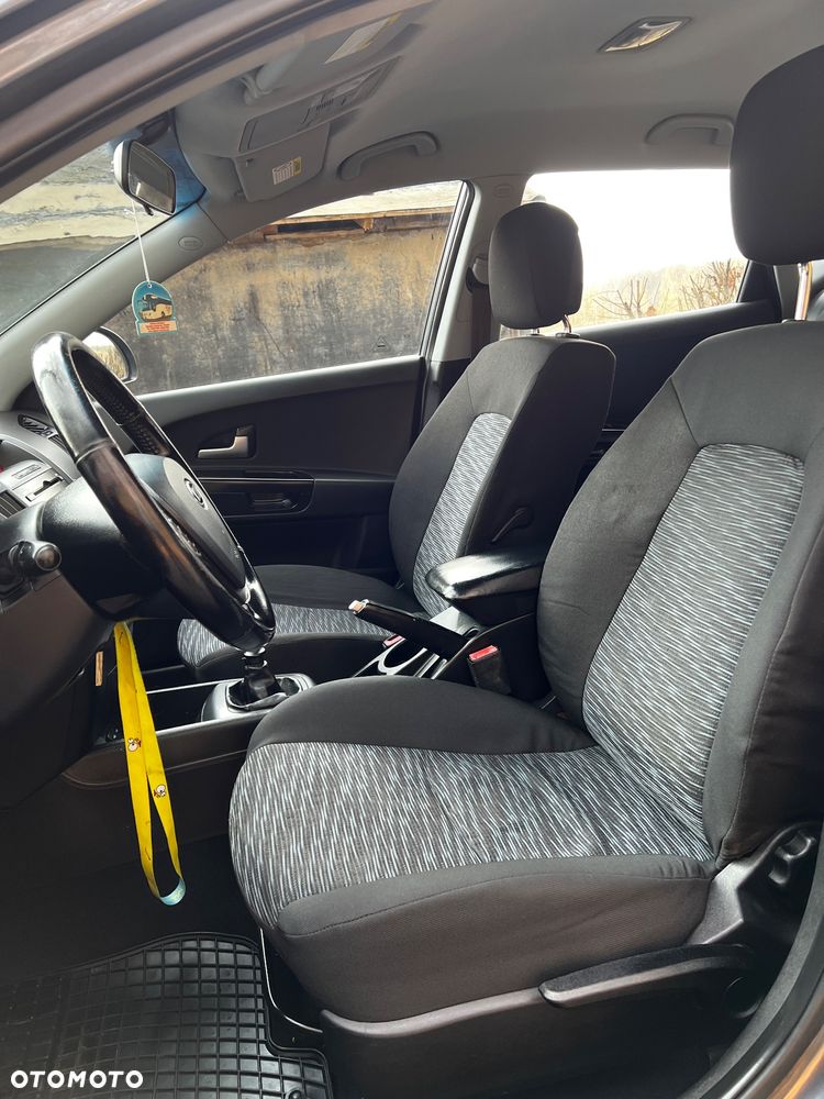 Kia Ceed 1.6 Crdi Comfort + - 10