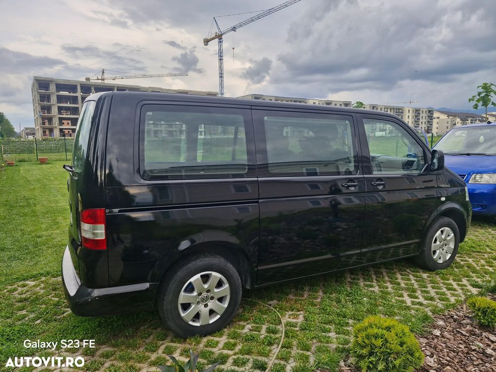 Volkswagen Multivan - 10