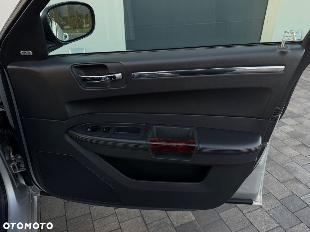 Chrysler 300C 3.0 CRD DPF Automatik - 30