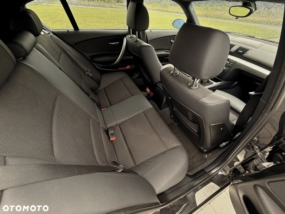 BMW Seria 1 - 11