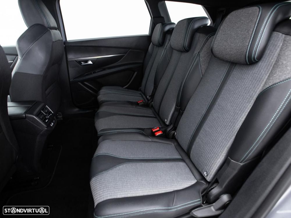 Peugeot 5008 - 10