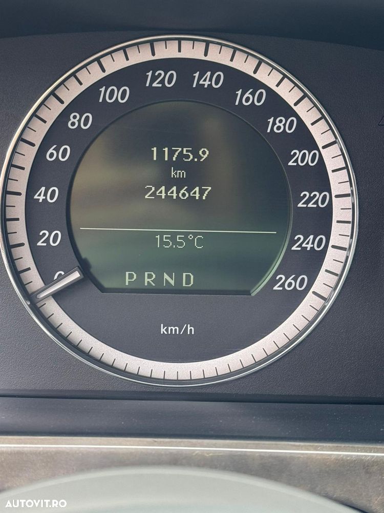 Mercedes-Benz E - 11