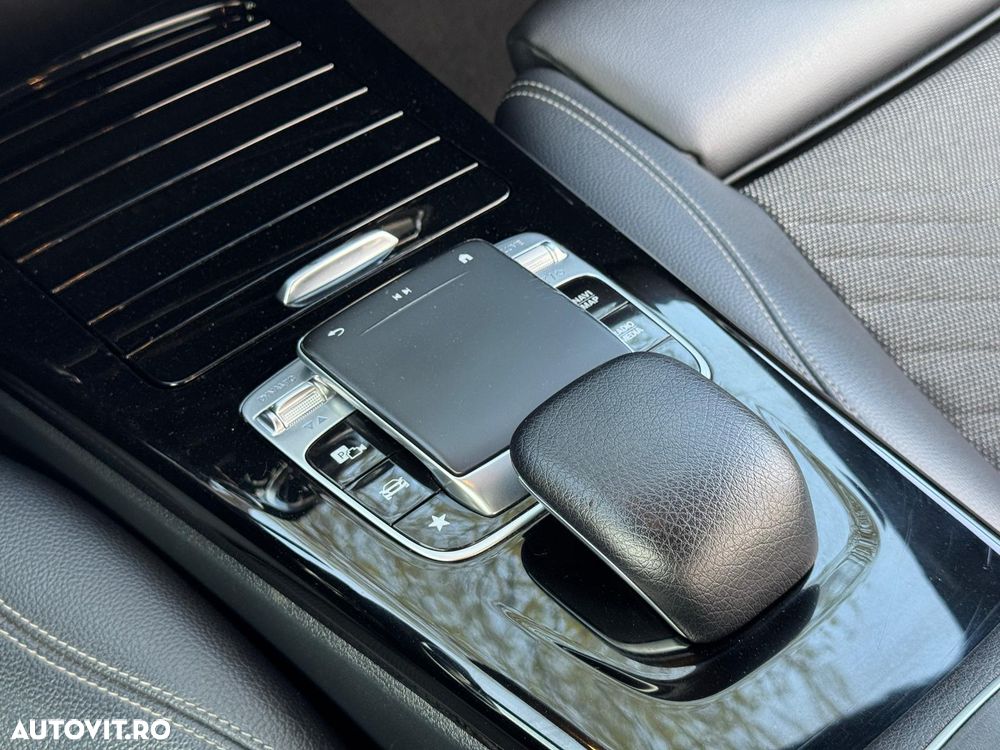 Mercedes-Benz A 180 d 7G-DCT AMG Line - 7