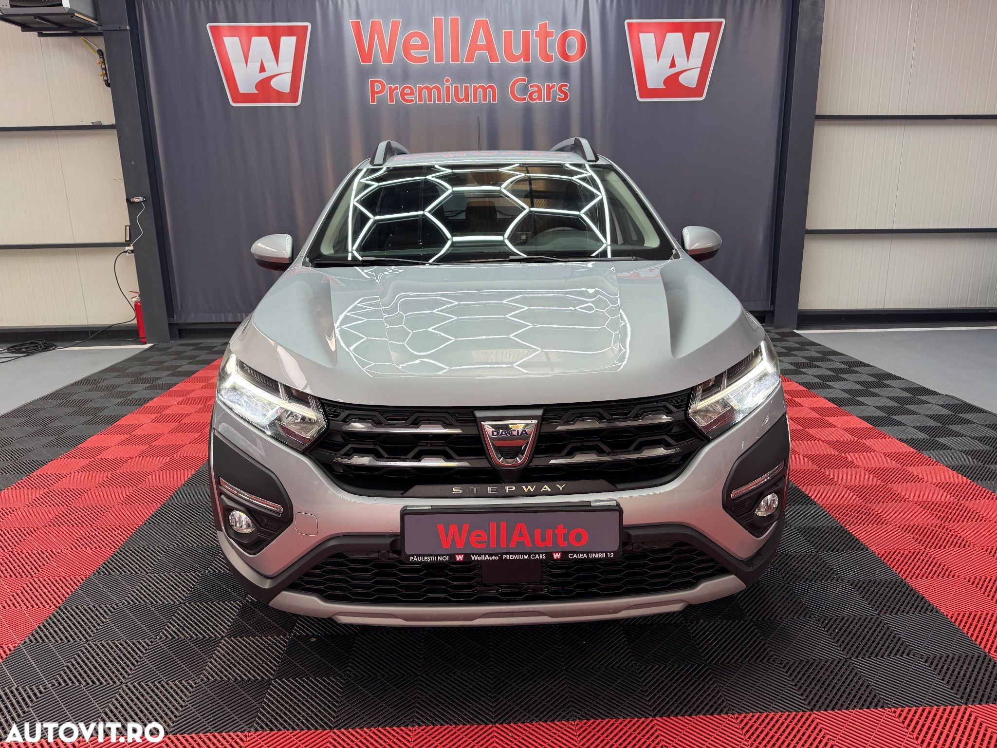 Dacia Sandero - 1