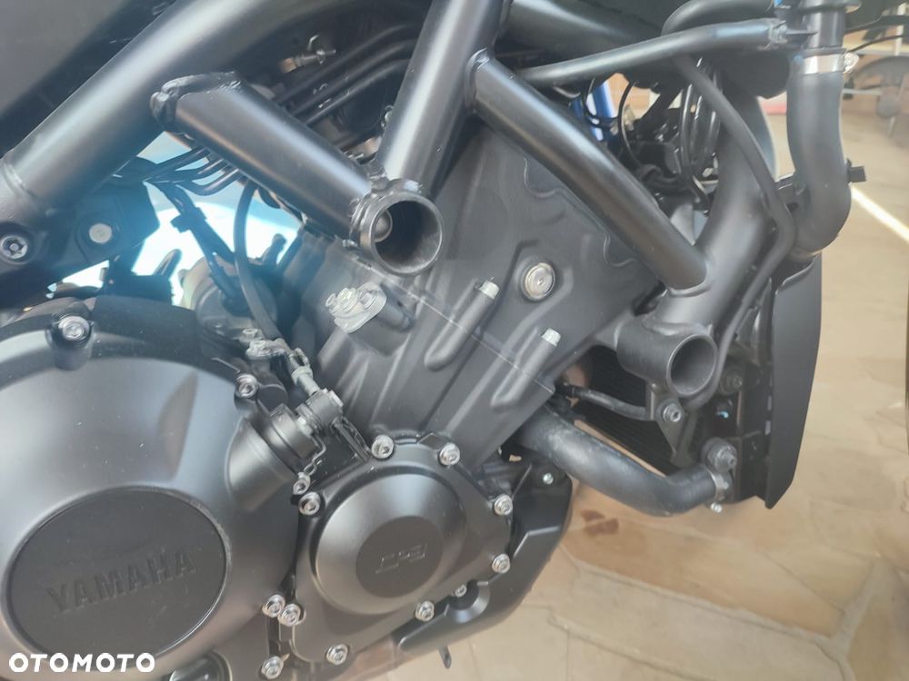 Yamaha NIKEN - 8