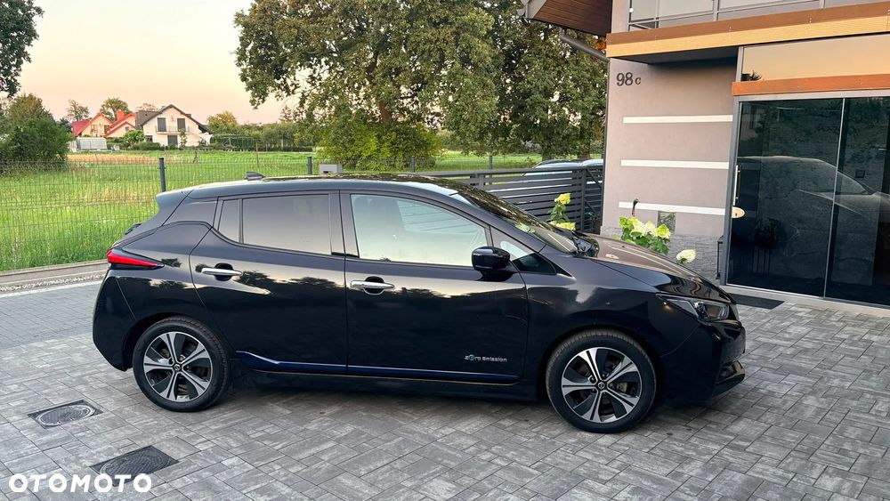 Nissan Leaf 40kWh N-Connecta - 22