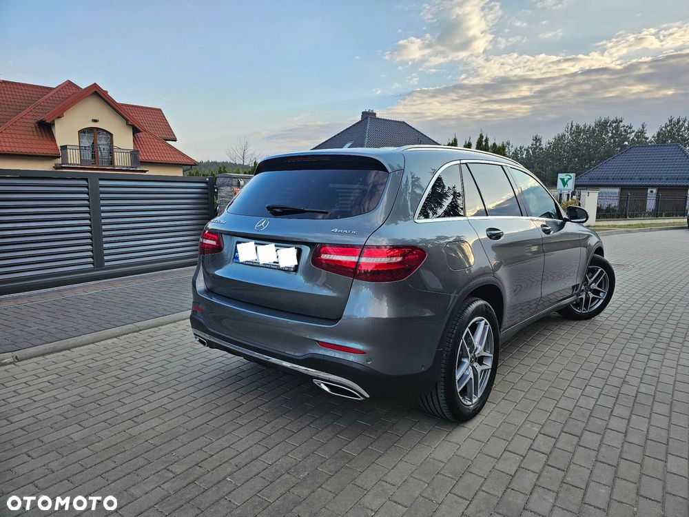 Mercedes-Benz GLC - 4