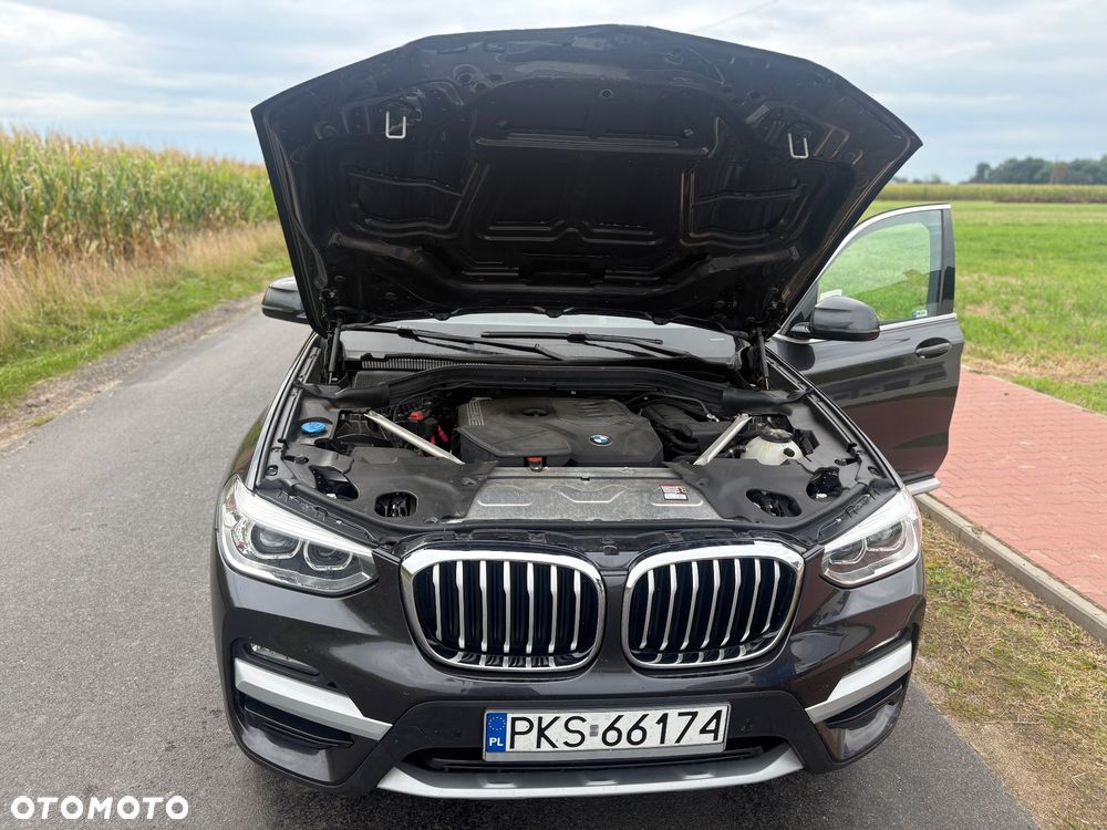 BMW X3 xDrive20i GPF xLine - 9