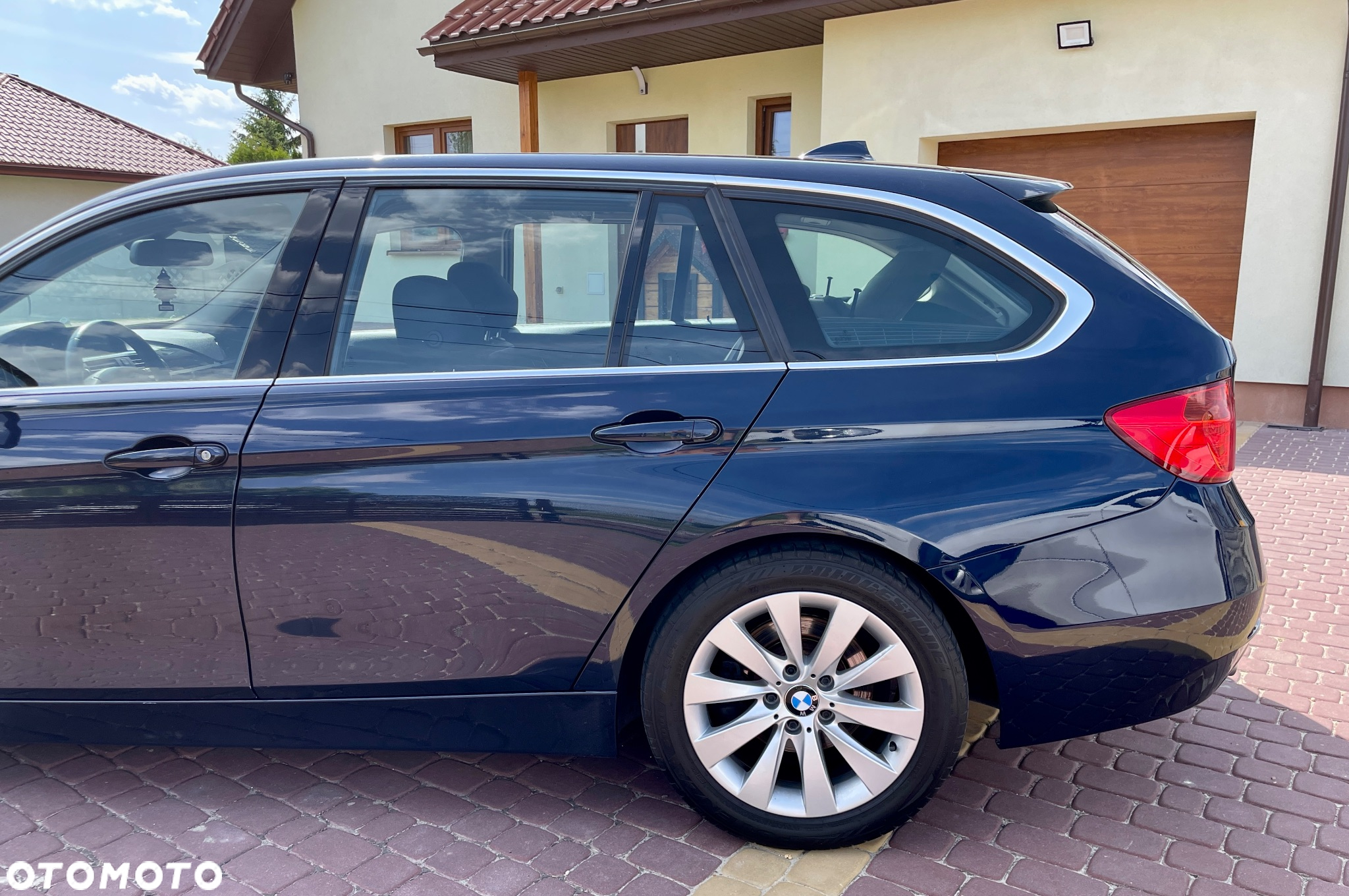 BMW Seria 3 320d Touring Modern Line - 13