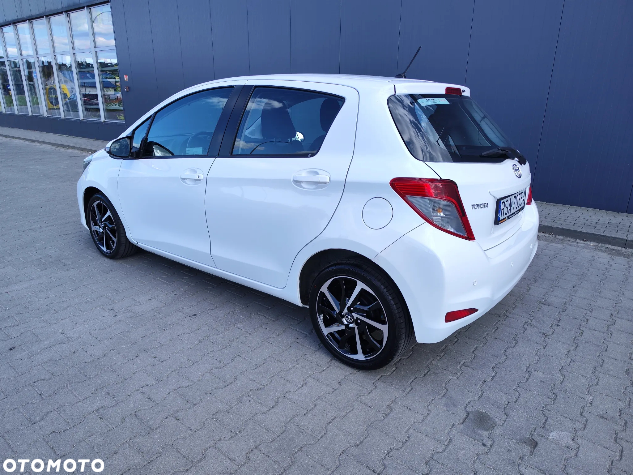 Toyota Yaris - 36