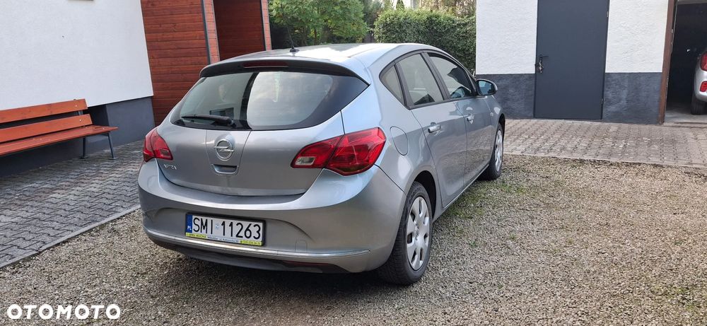 Opel Astra - 3