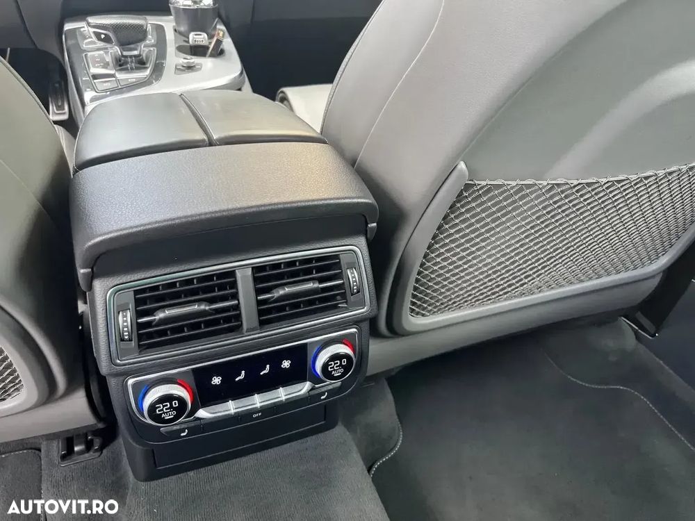 Audi Q7 - 2