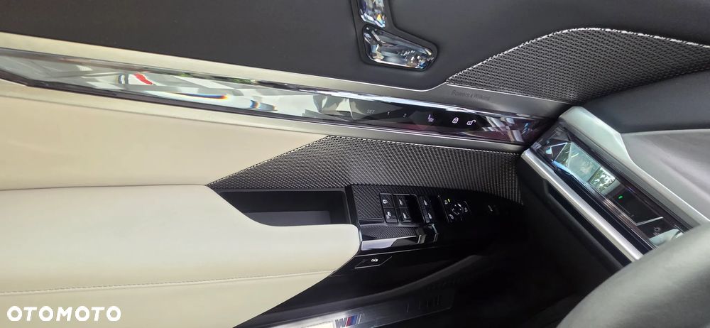 BMW Seria 7 740d xDrive mHEV Individual Edition sport - 15
