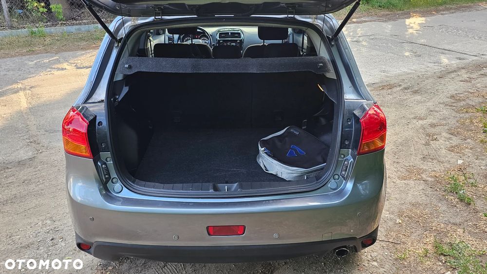 Mitsubishi ASX 1.6 Intense Plus Navi Blue Edition - 11