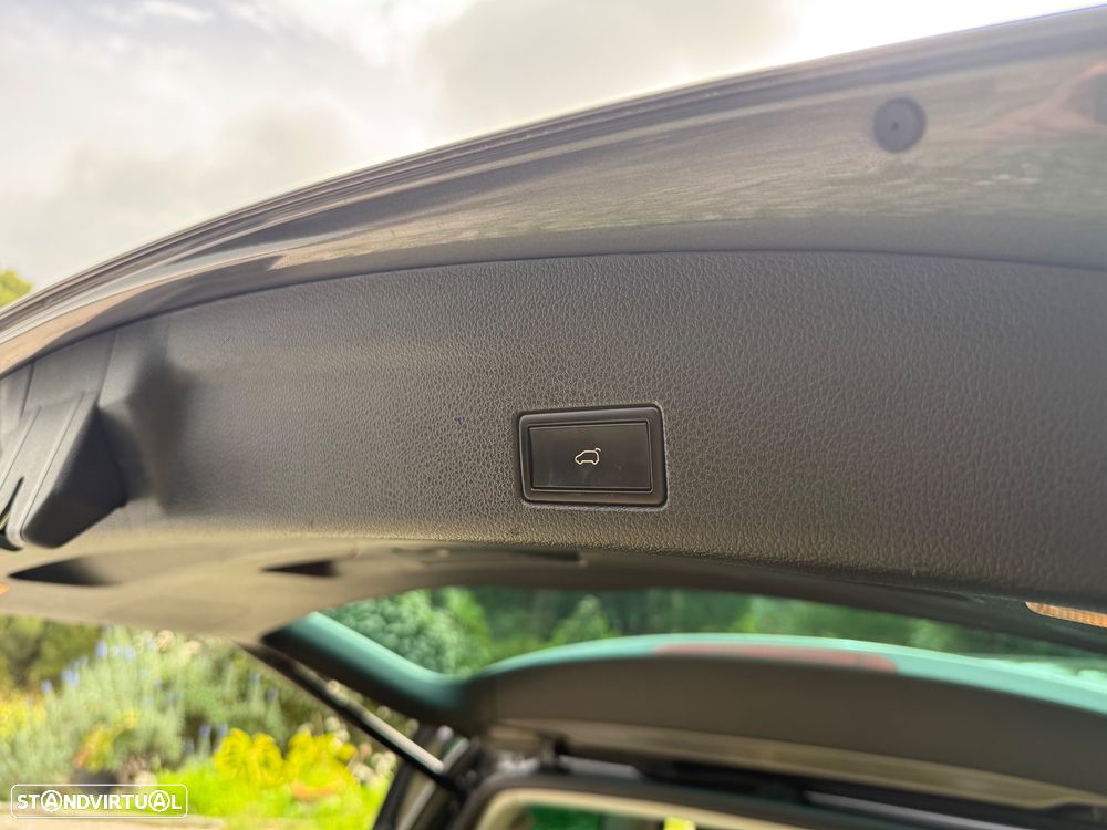 VW Sharan 2.0 TDI Highline DSG - 25