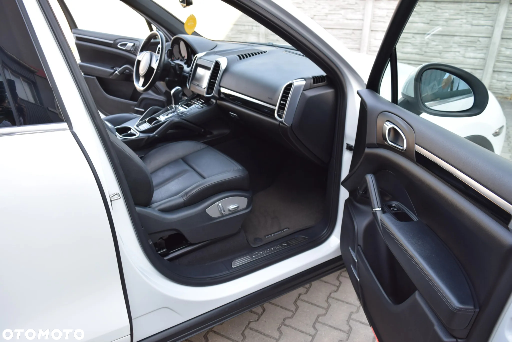 Porsche Cayenne S Hybrid - 23