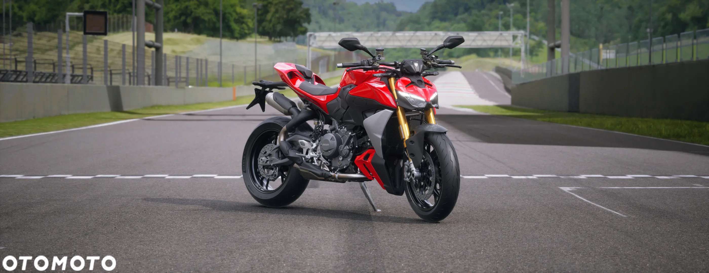 Ducati Streetfighter V2 - 4