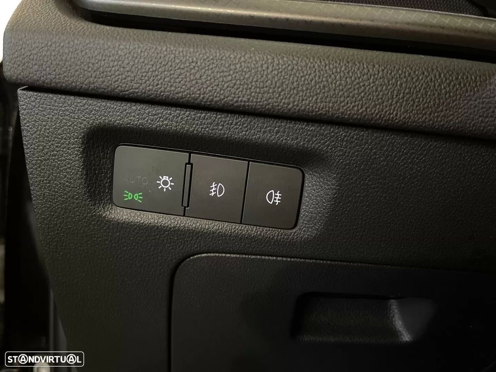 Skoda Octavia Break 2.0 TDI Ambition DSG - 31