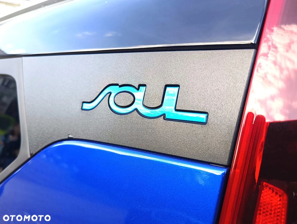 Kia Soul 64kWh L - 15
