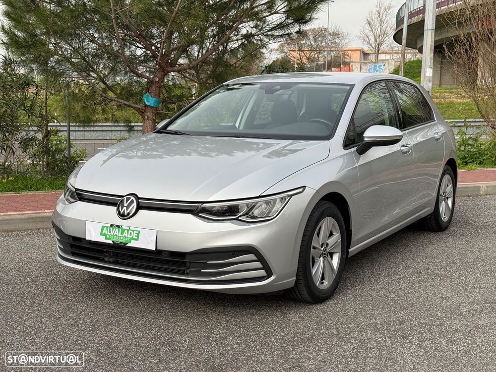 VW Golf 1.5 eTSI Life DSG - 2