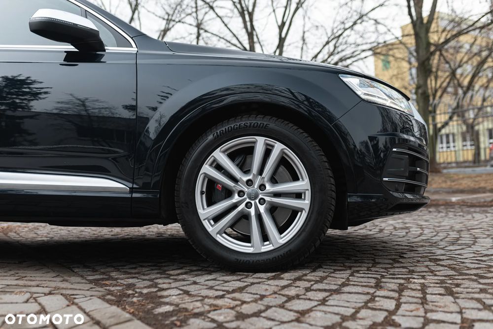 Audi SQ7 - 8