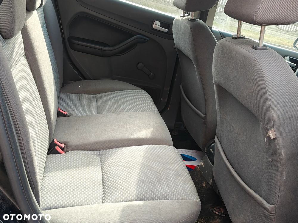 Ford Focus 1.8 TDCi Titanium - 8