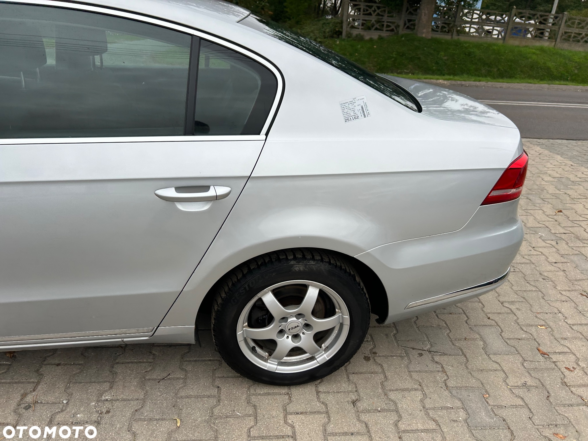 Volkswagen Passat - 38