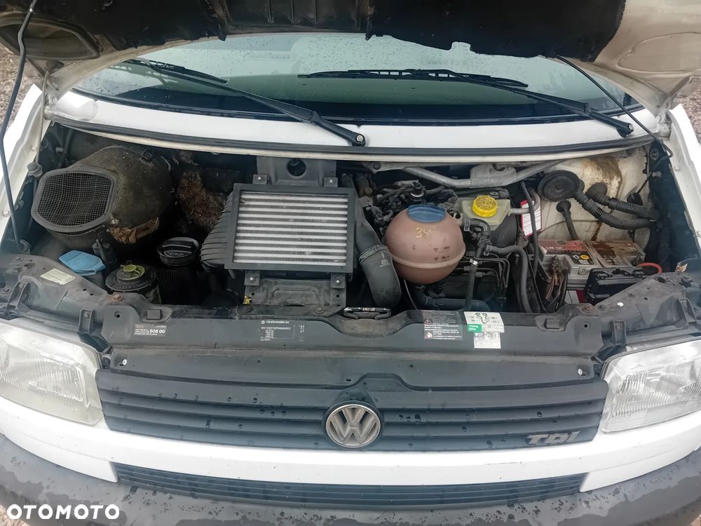 Volkswagen Transporter - 23