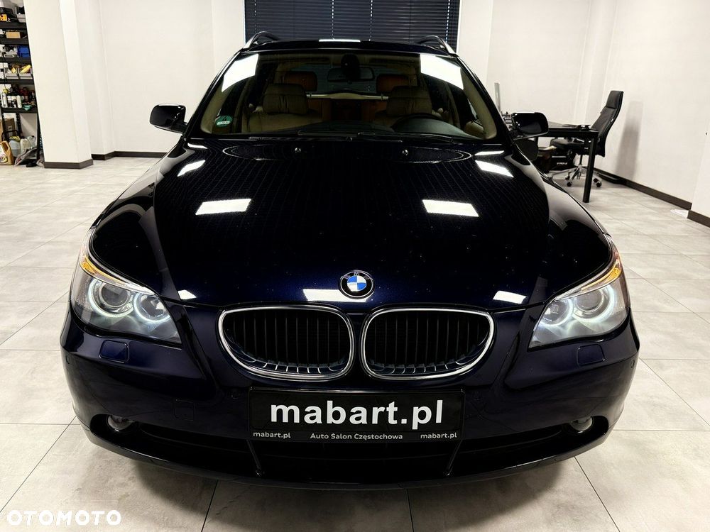 BMW Seria 5 525i Touring - 8