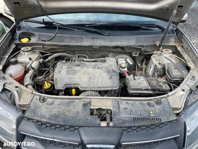 Dezmembrez Dacia Logan MCV 2014 motor 1.2 Euro 5 - 3