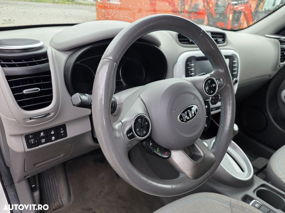 Kia Soul - 10